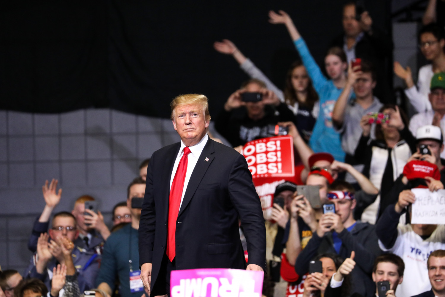 CNN Poll Shows Majority of People Think Trump Will Win in 2020