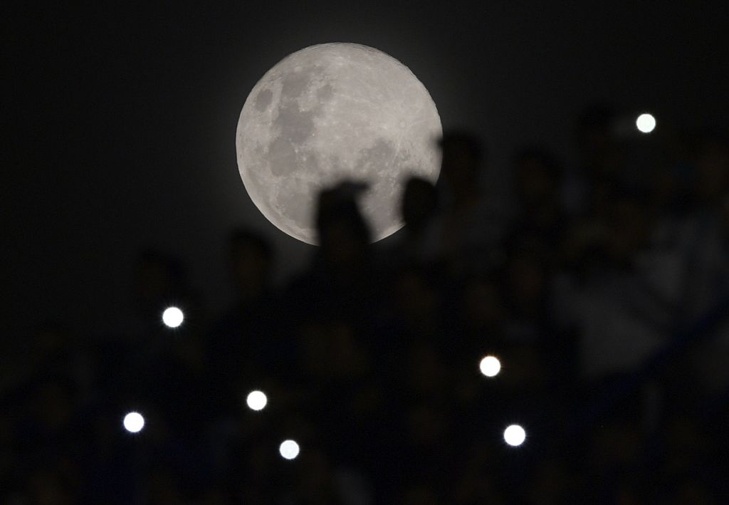 2nd Closest Supermoon for 2020 to Light Up the Sky on Monday