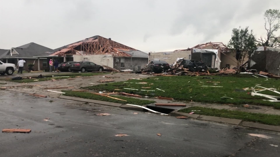 Tornadoes Confirmed in Texas, Mississippi, Damage From Another ...